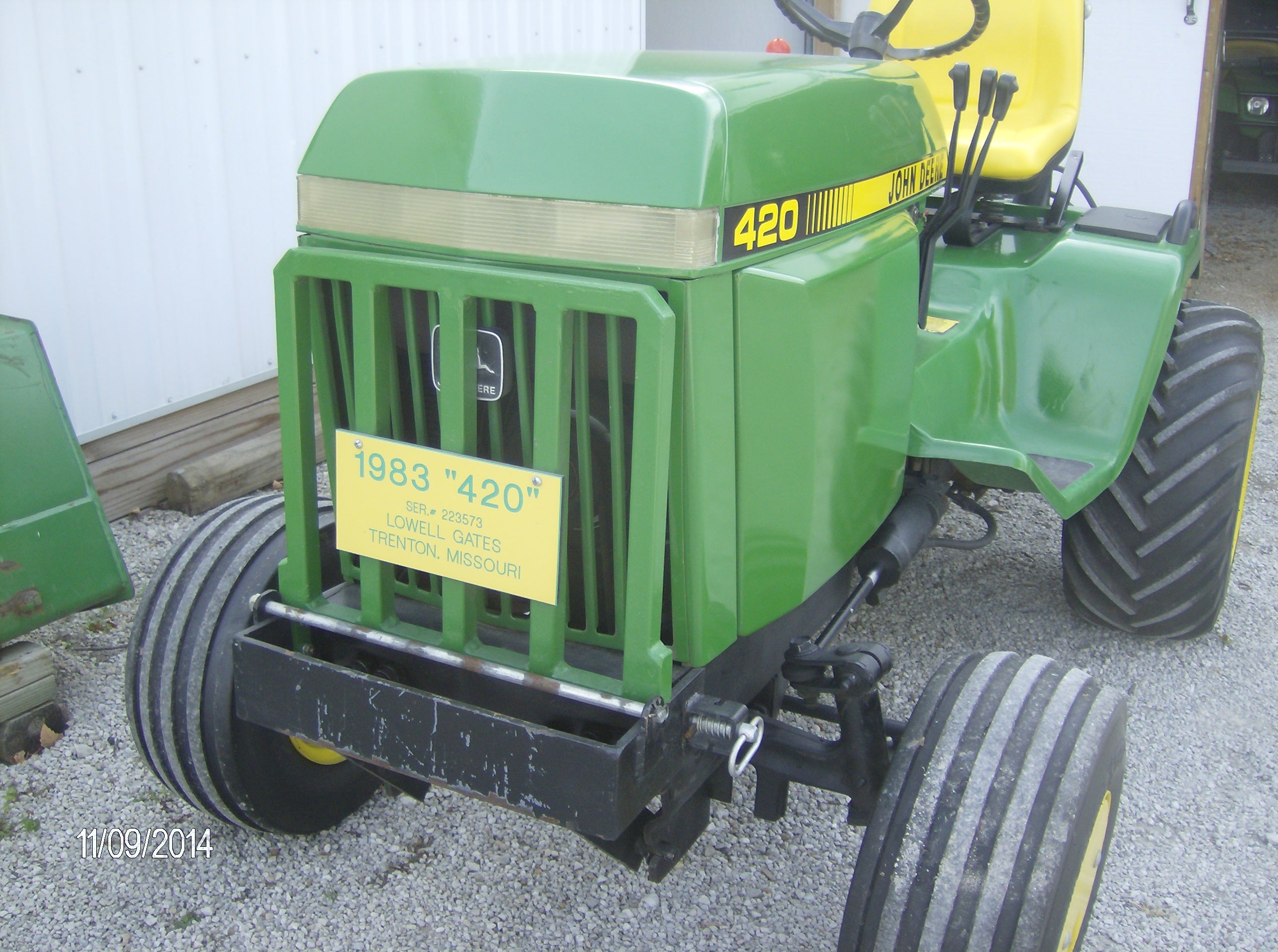 For Sale In North Missouri 1983 Jd 420 Garden Tractor Green