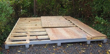 Can A Pallet Plywood Floor Support A 1025r With Loader Ballast